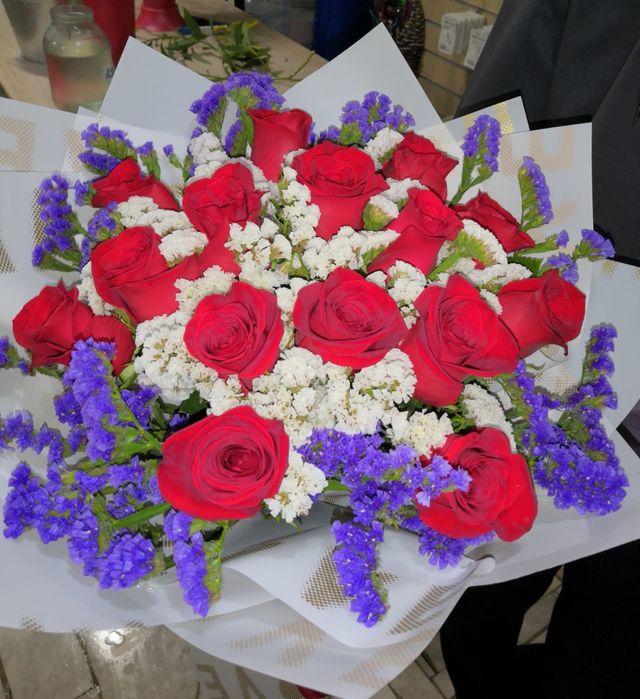 Тюльпаны -Белорусь.крупные высота стебля 60см.