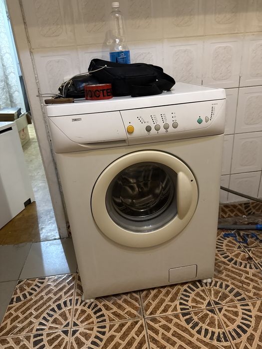 Продам стиральную машинку