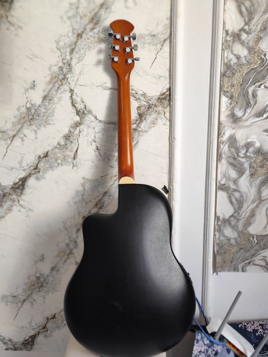 Электроакустическая гитара Adagio