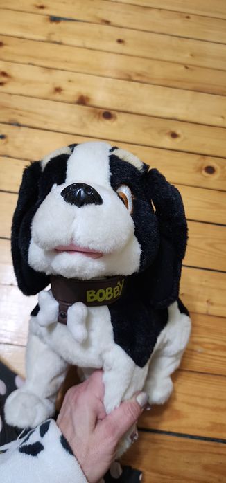 Интерактивно куче Bobby JR