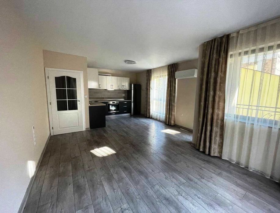 Двустаен апартамент в Центъра