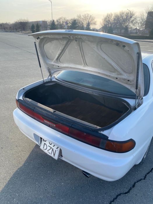 Toyota carina ed