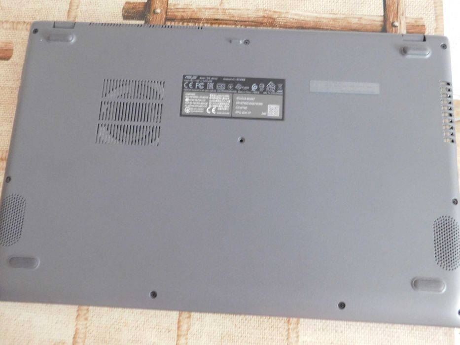 Asus VivoBook X515UA