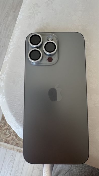 Apple 15pro max Natural titan