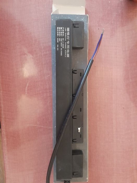 Блок питания,драйвер для треков систем