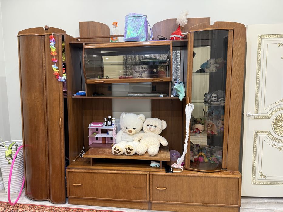 Горка для гостинной