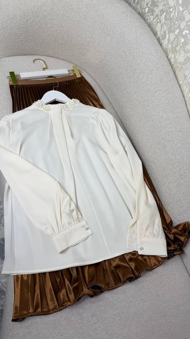 Элегантный кофта  юбка новый