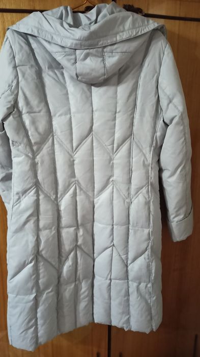 Пуховик зимний 52 размер.