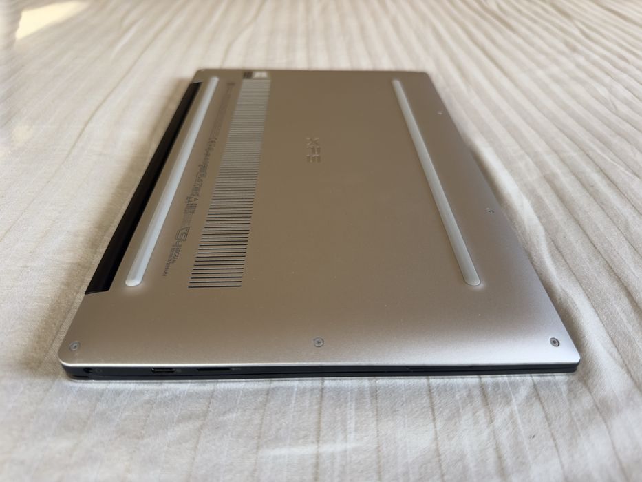 Vând Laptop XPS 9380