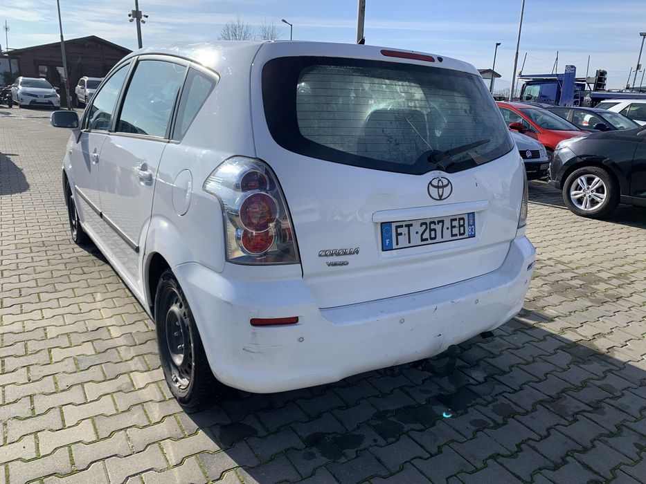 Toyota Corolla Verso 2.0D4D/116hp,На части