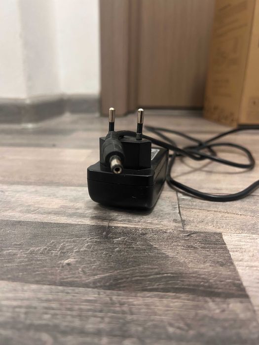 Lampă LED de birou