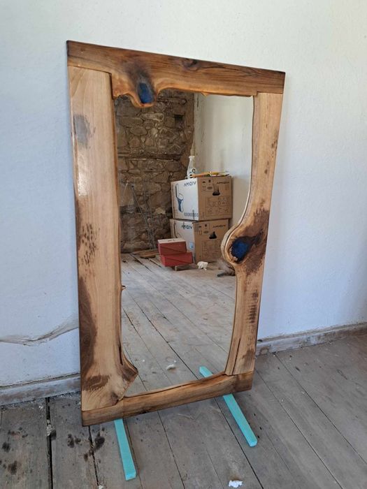 Огледало от орех