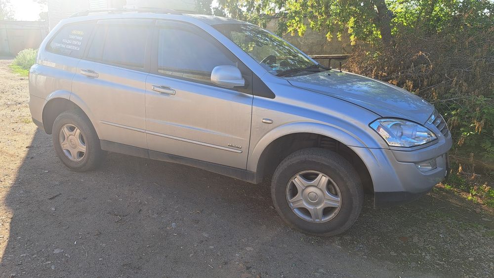 Продам машину SsangYong