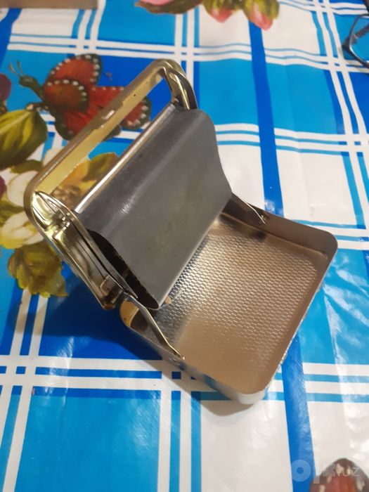 Машинка для скручивания сигарет