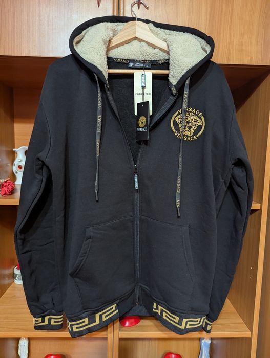 Trening dama nou cu eticheta