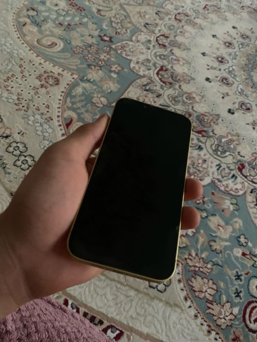 iPhone 14 без ремонта в хорошем состояние