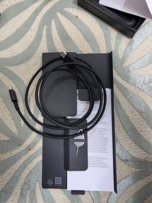Продам Samsung Galaxy S24 Ultra 256gb