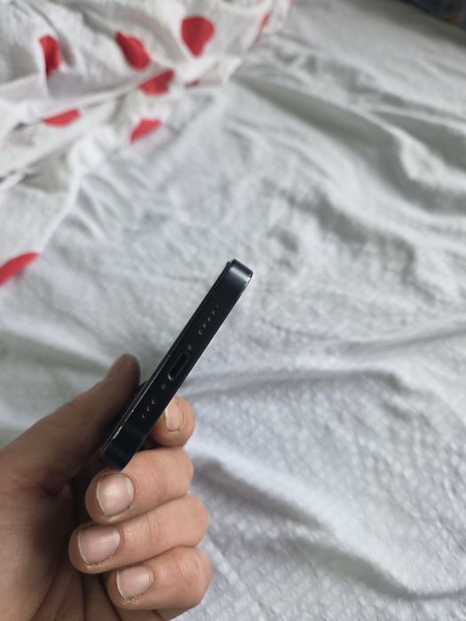 Продам iPhone 13 128gb