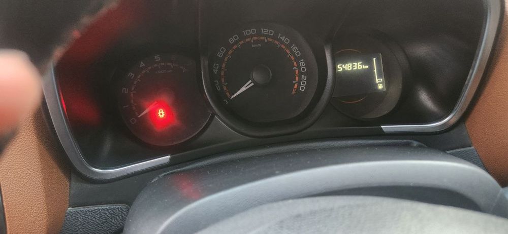 Lada XRAY Cross sotiladi