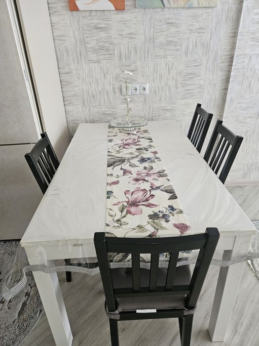 Продам стол со стульями