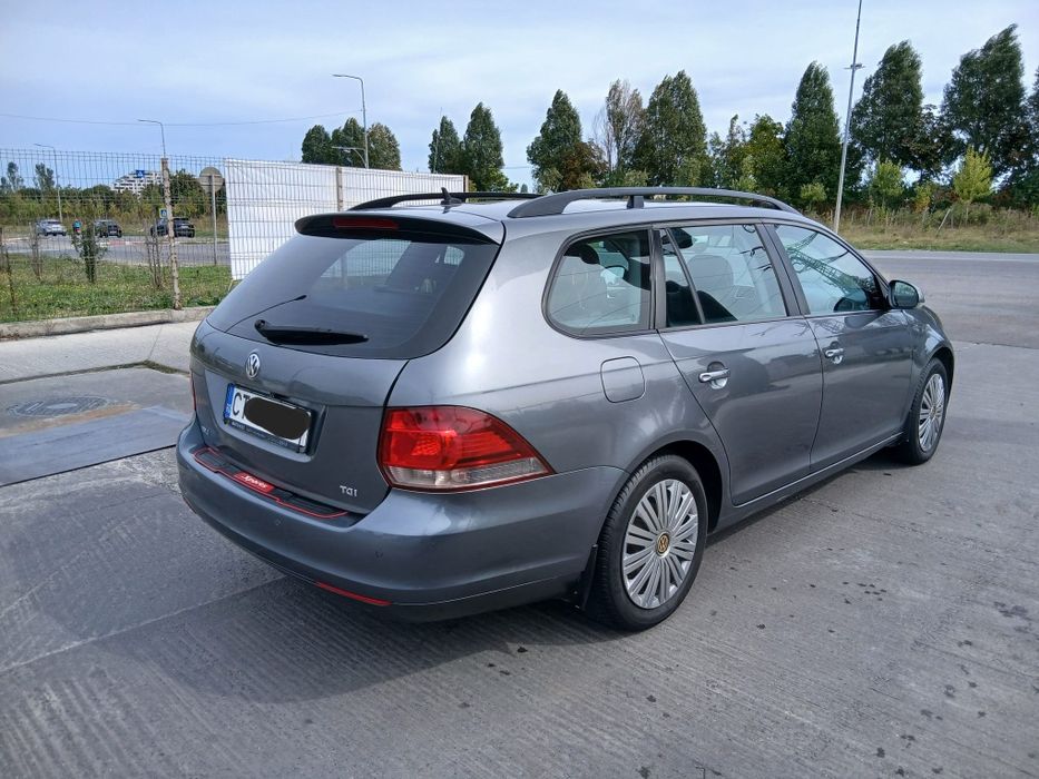 VOLKSWAGEN Golf 2010 — imagine 4