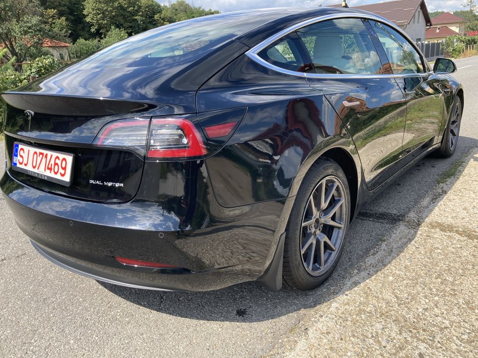 De vânzare Tesla model 3 Dual Drive