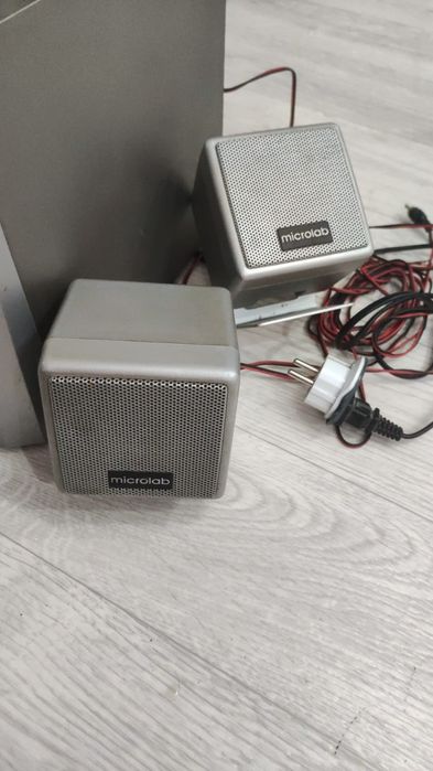 Сабвуфер,4 колонки