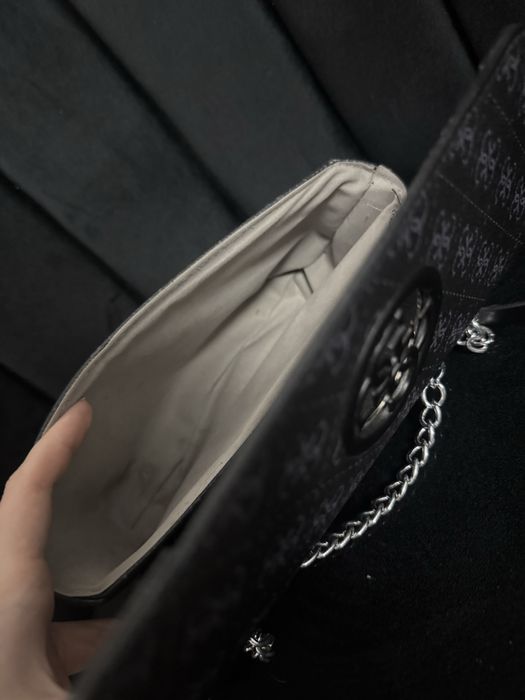 Geata neagra de dama