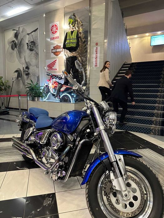 Suzuki Marauder VZ 800