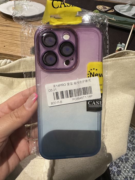 Чехлы на айфон 14 про