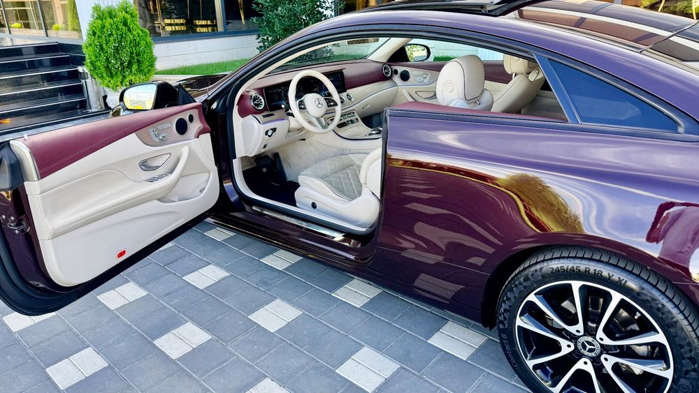 Mercedes-Benz E