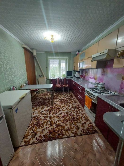 Продам 4-ком квартиру в г.Тобыл Затобольск! 77 квадрат! 1990 год!