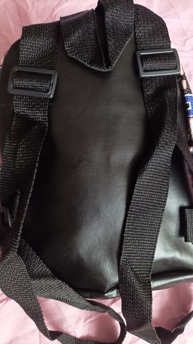 Нова дамска чанта