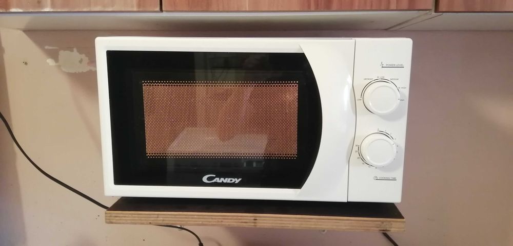 Vand cuptor microunde 90 lei