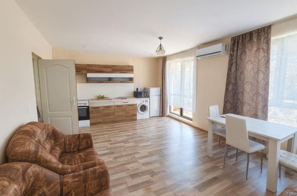 Дава се под наем Двустаен апартамент в Варна, Виница - 60 кв.м за 400 € - Снимка #1