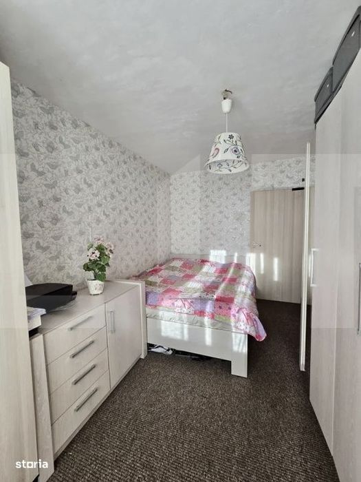 Apartament 3 camere, 110 mp, zona Micalaca - malul Muresului