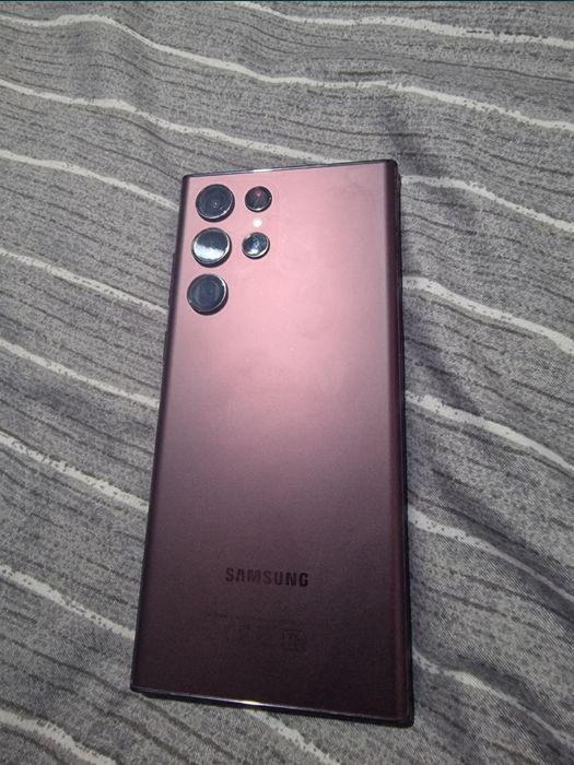 Samsung s 22 ultra kardak bor