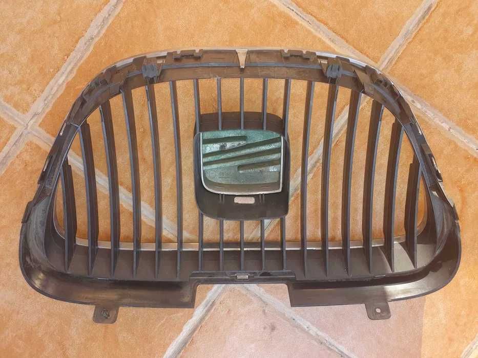 Предна решетка за Сеат