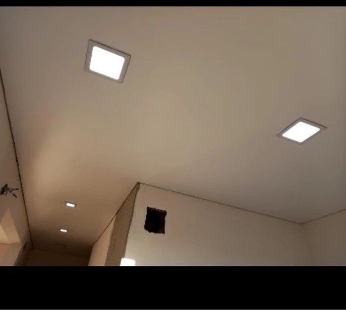 Натяжной потолок