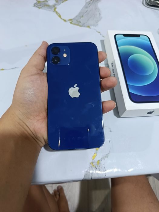 Айфон 12 64 Гб идеальном состоянии