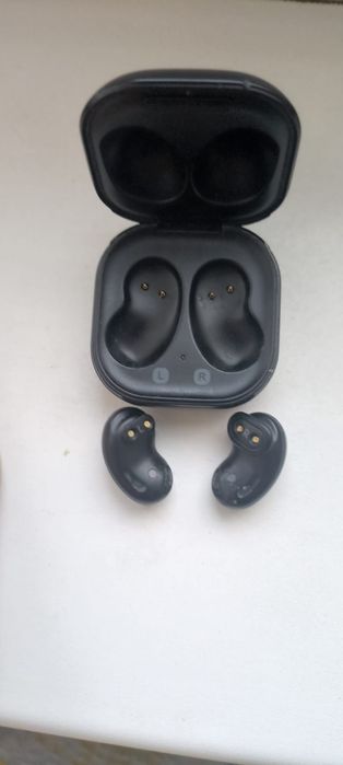Продам Galaxy Buds Live