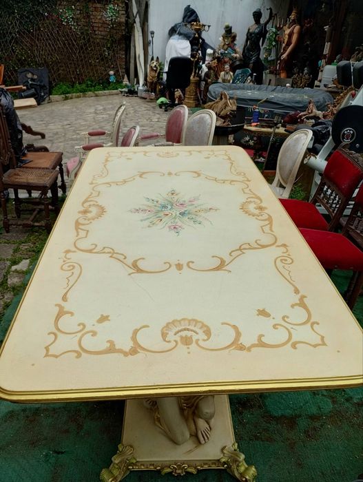 Италианска барокова маса