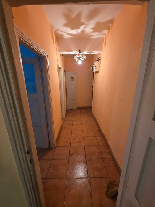 Apartament nedecomandat Bucium OMV 43 mp + magazie 4.85 mp intabulata