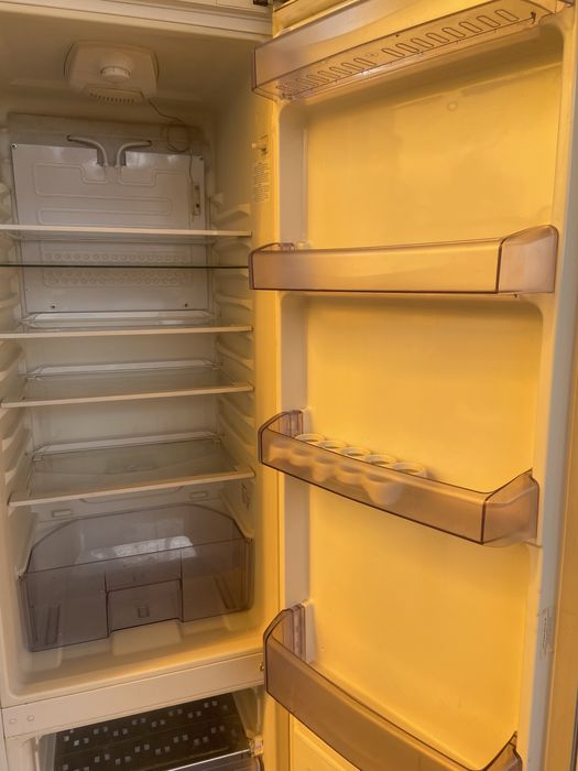 Продам холодильник Beko