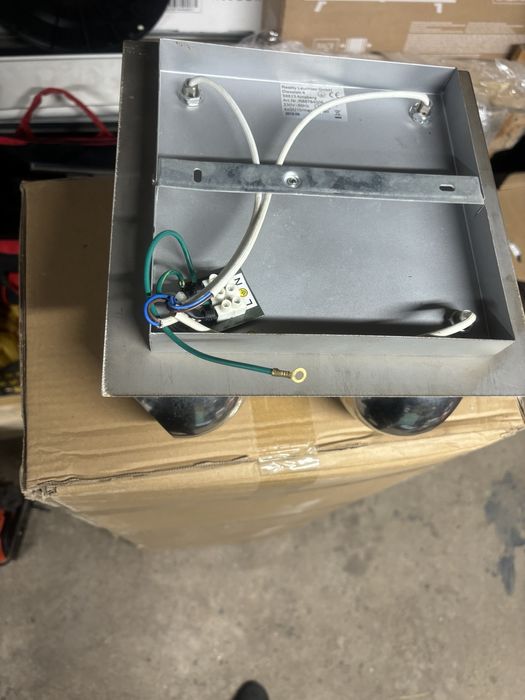 Лампа за таван с gu 10 крушка