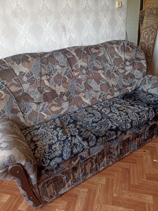 Бесплатно! Отдам диван, раскладной