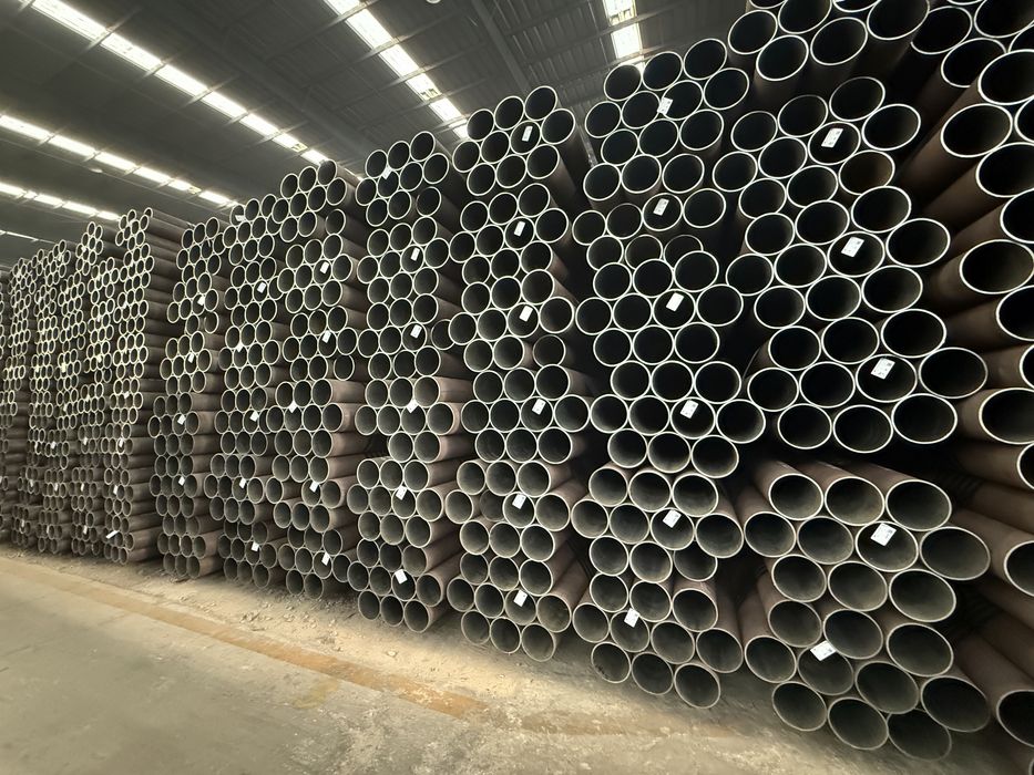 Бесшовная труба стальная металлическая пр.Россия и пр.Китай качества