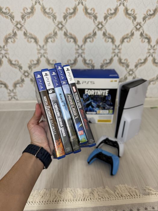 PlayStation 5 Slim 1TB + PlayStation VR 2