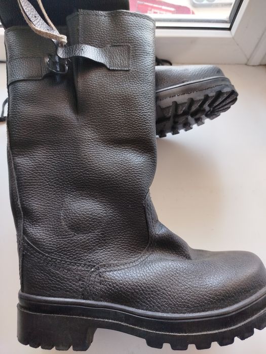 Зимние кирзовые сапоги