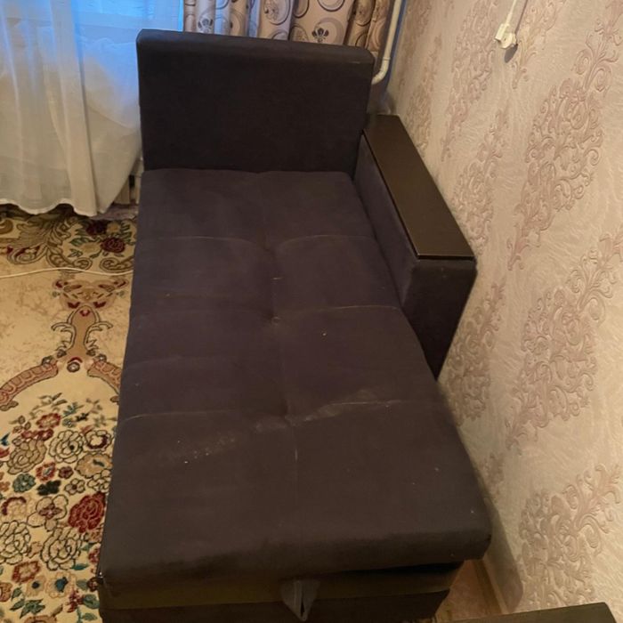 Диван угловой в хорошем состоянии